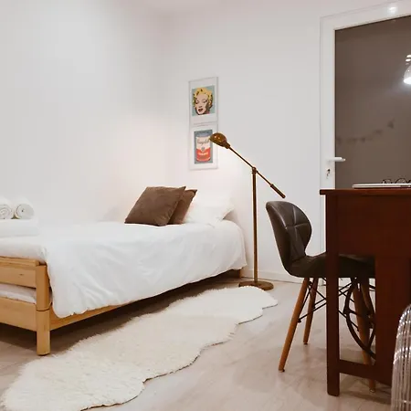 Altido Perfectly Stylish 2-Br Apartment With Terrace Daire Lisboa